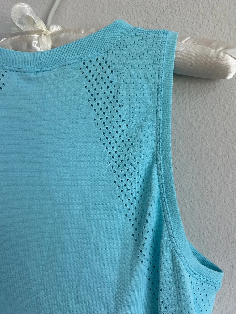 Lululemon Aqua Perforated Performance Tank